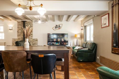 Mulsanne House | À 300m du virage de Mulsanne - Maison 8 pers avec extérieur et parking