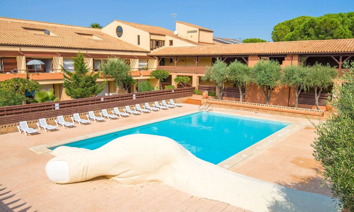 Saint-Cyprien Plage Condo | À 900m de la plage | Au cœur du golf + piscine