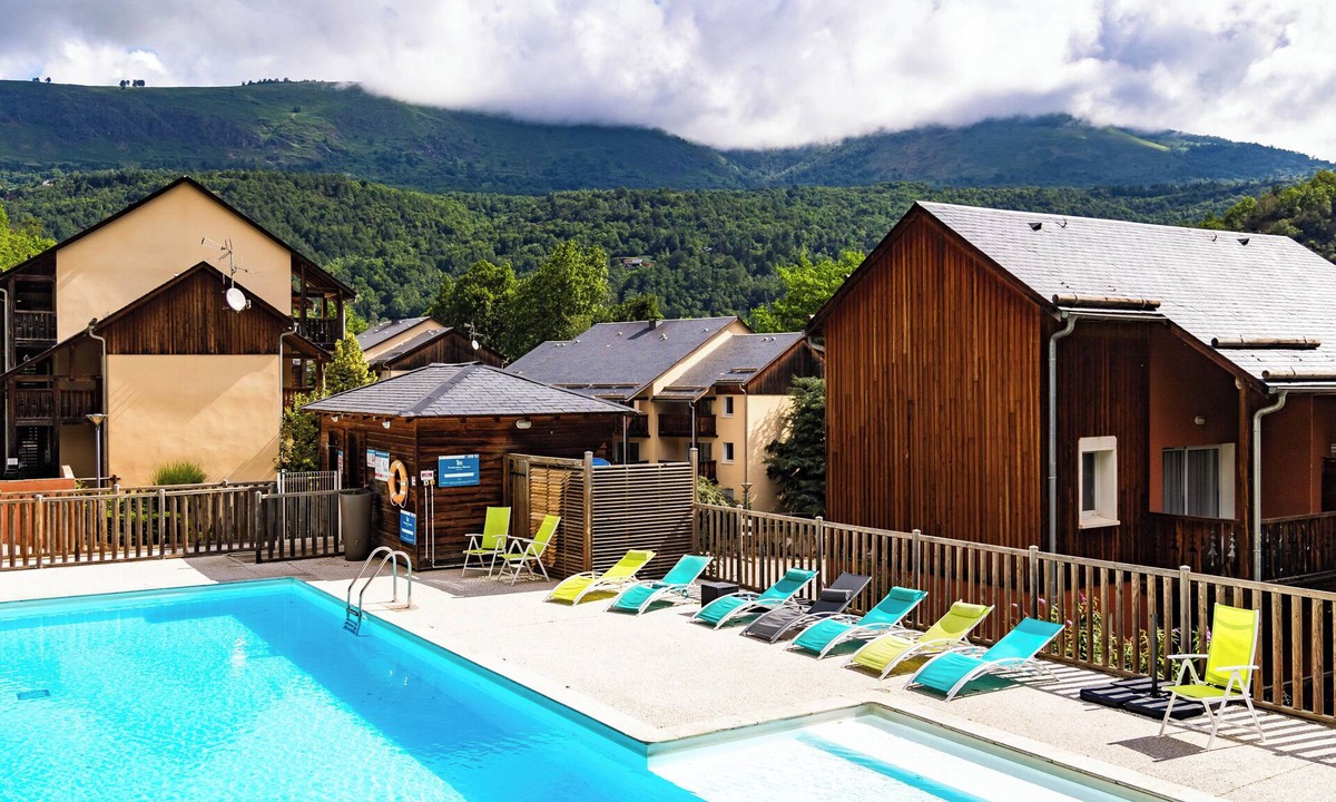 Ax-les-Thermes Condo | À deux pas du centre | T2 + cabine avec AC