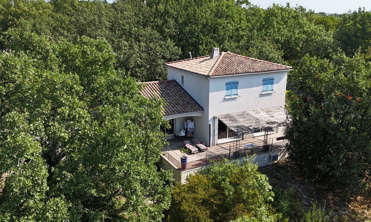 Saint Alban Auriolles House | "Échappée Manora-Chênes & Clapas" Gîte Ardèche swimming pool
