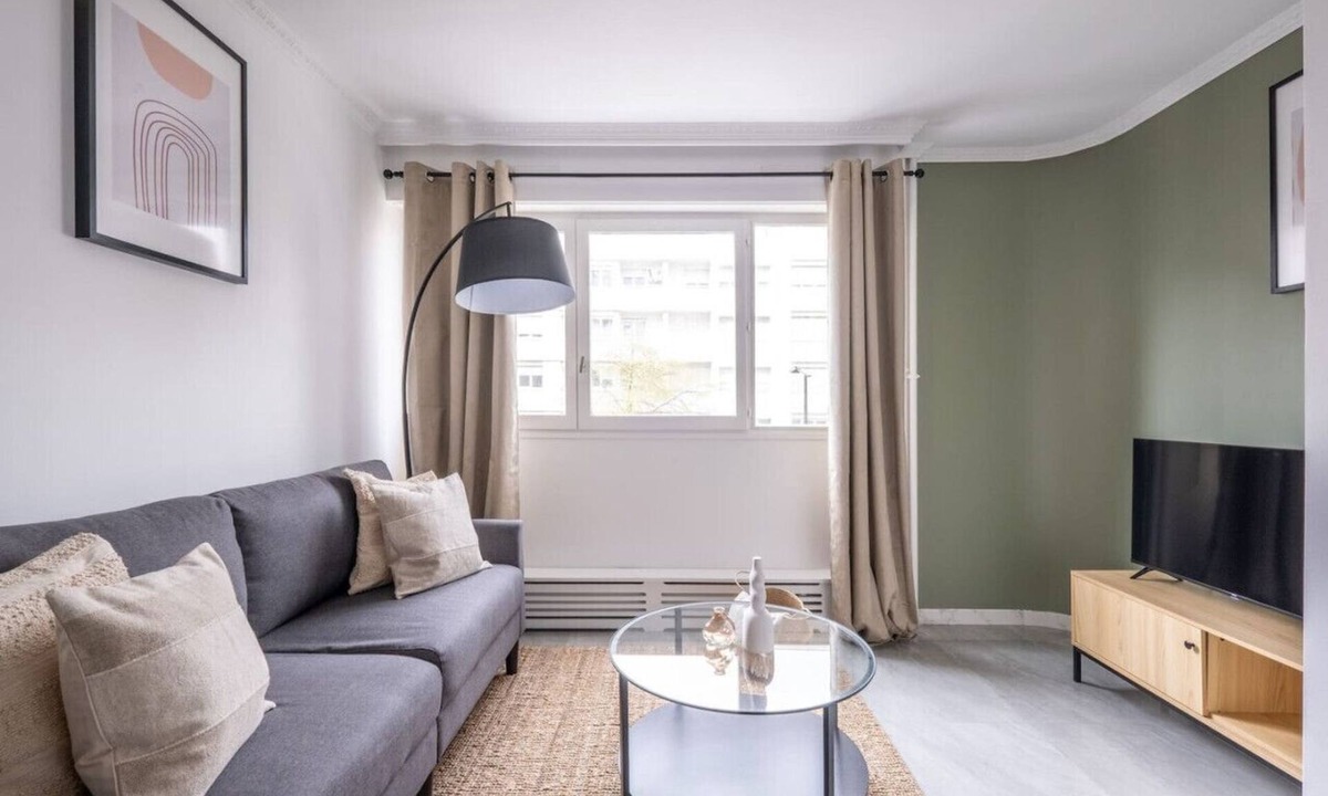 Levallois-Perret Apartment | Écrin de Charme à Levallois