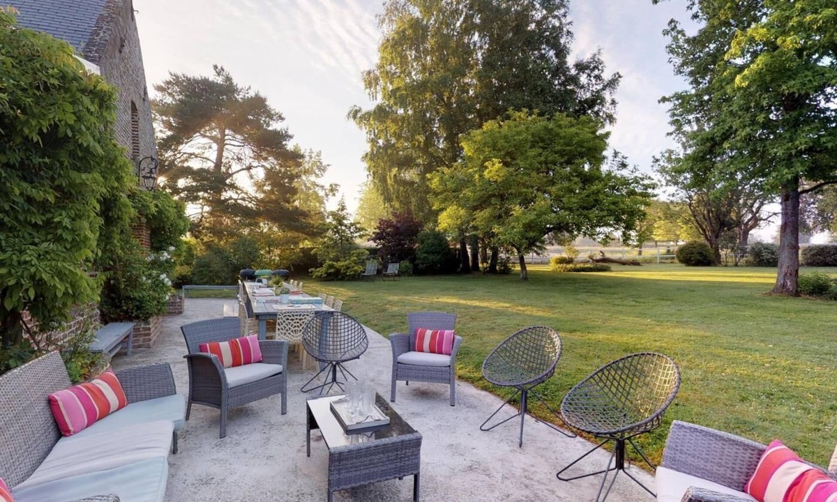 Talmas Cottage | Écuries Val de Mai 36 people 5 Cottages : 15min Amiens