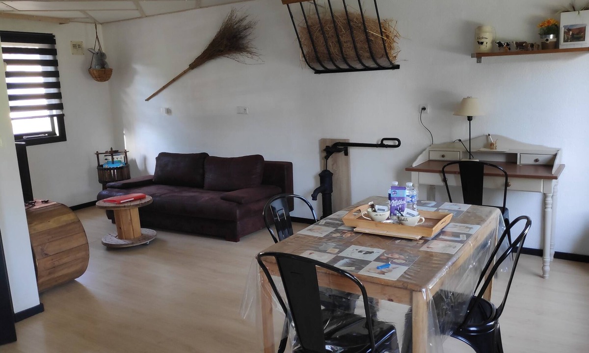 Brailly-Cornehotte House | Évasion en Picardie - Nature gîte with garden, absolute calm guaranteed