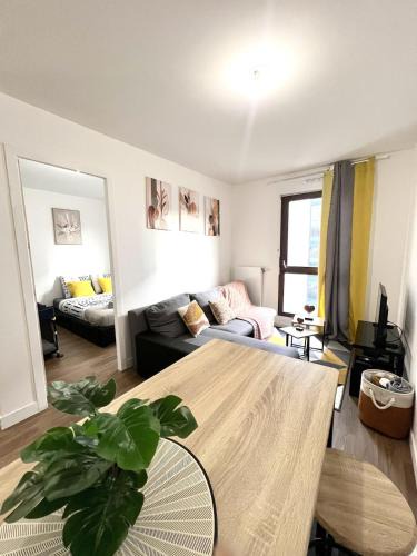 Pierrefitte-sur-Seine Apartment | évasion parisienne - T2 Familial à Saint Denis