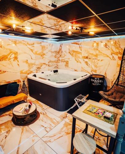 Denain House | Ô Saphir Spa - Maison N2