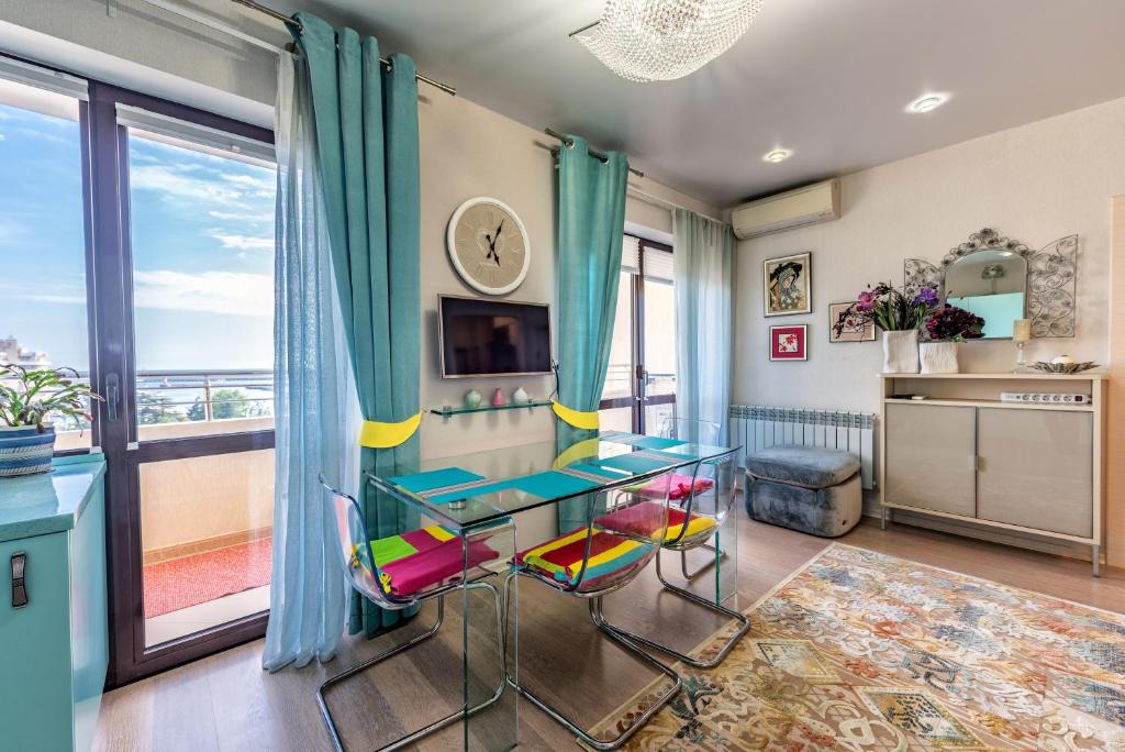 Sochi City Centre Apartment | Балкон на море