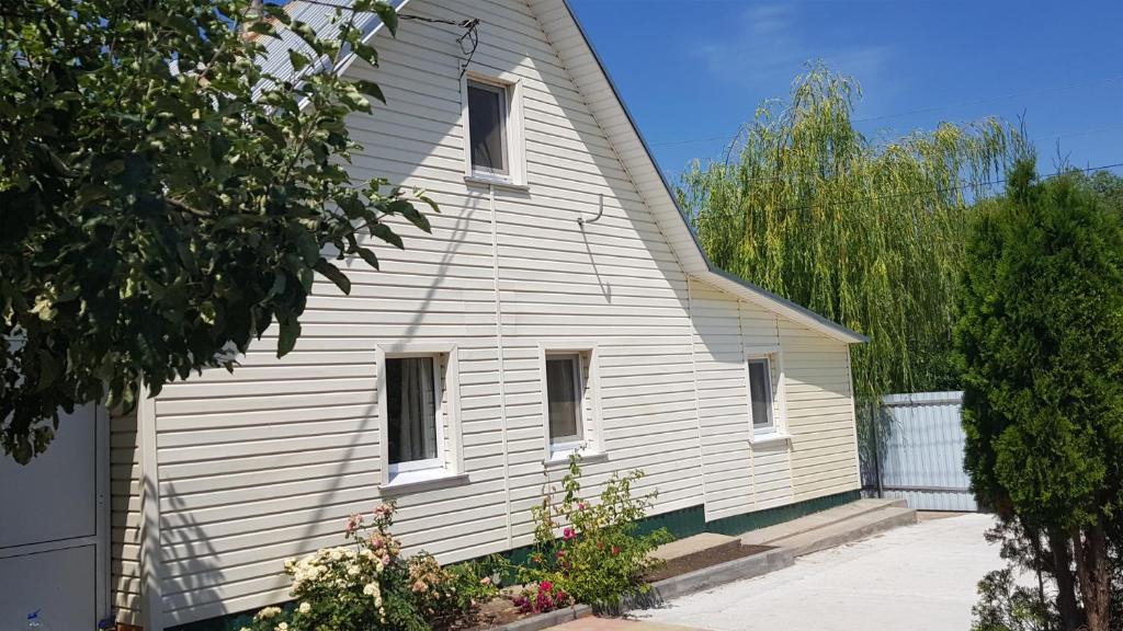 Khvalynsky District House | Дом у Волги заповедник