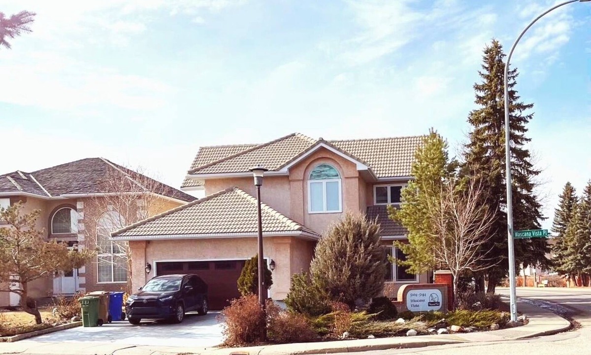 Regina Villa | 安静舒适高档别墅区，允许携带宠物