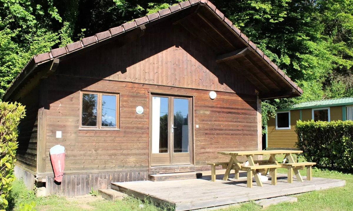 Miribel-les-Echelles Ski Chalet | 06. Chalet Edelweiss 35m² 8 people