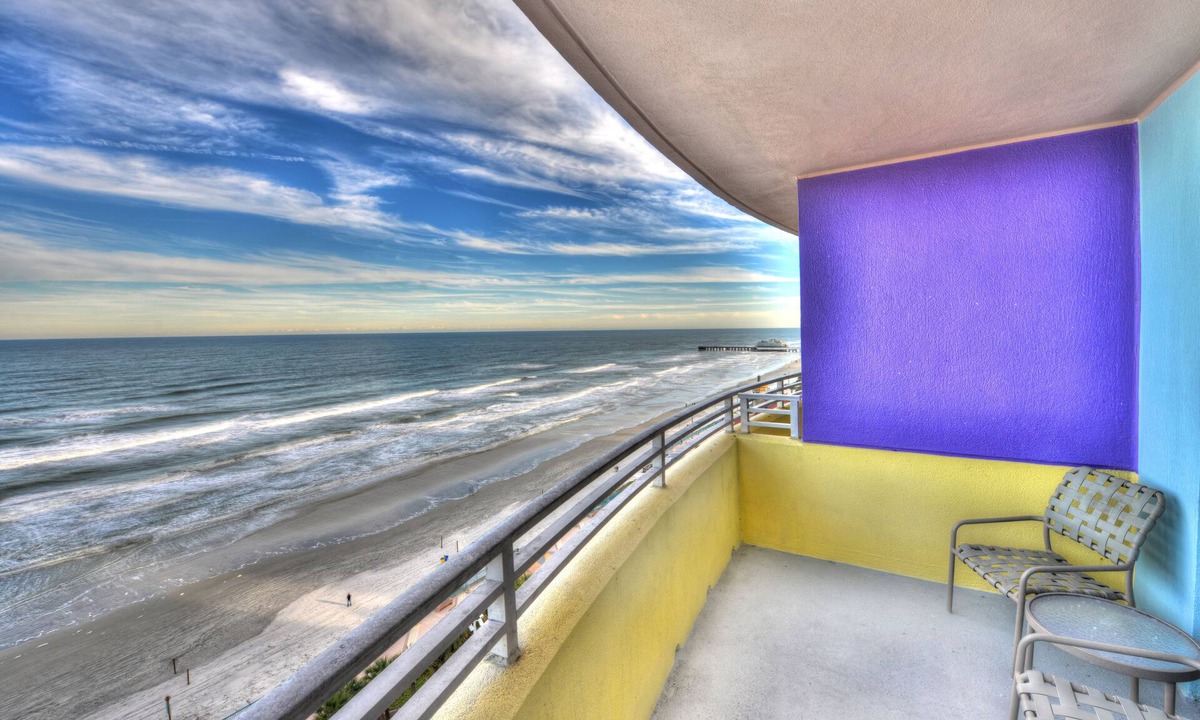 Brush - Stewarts Condo | 1/1 Ocean Walk Resort