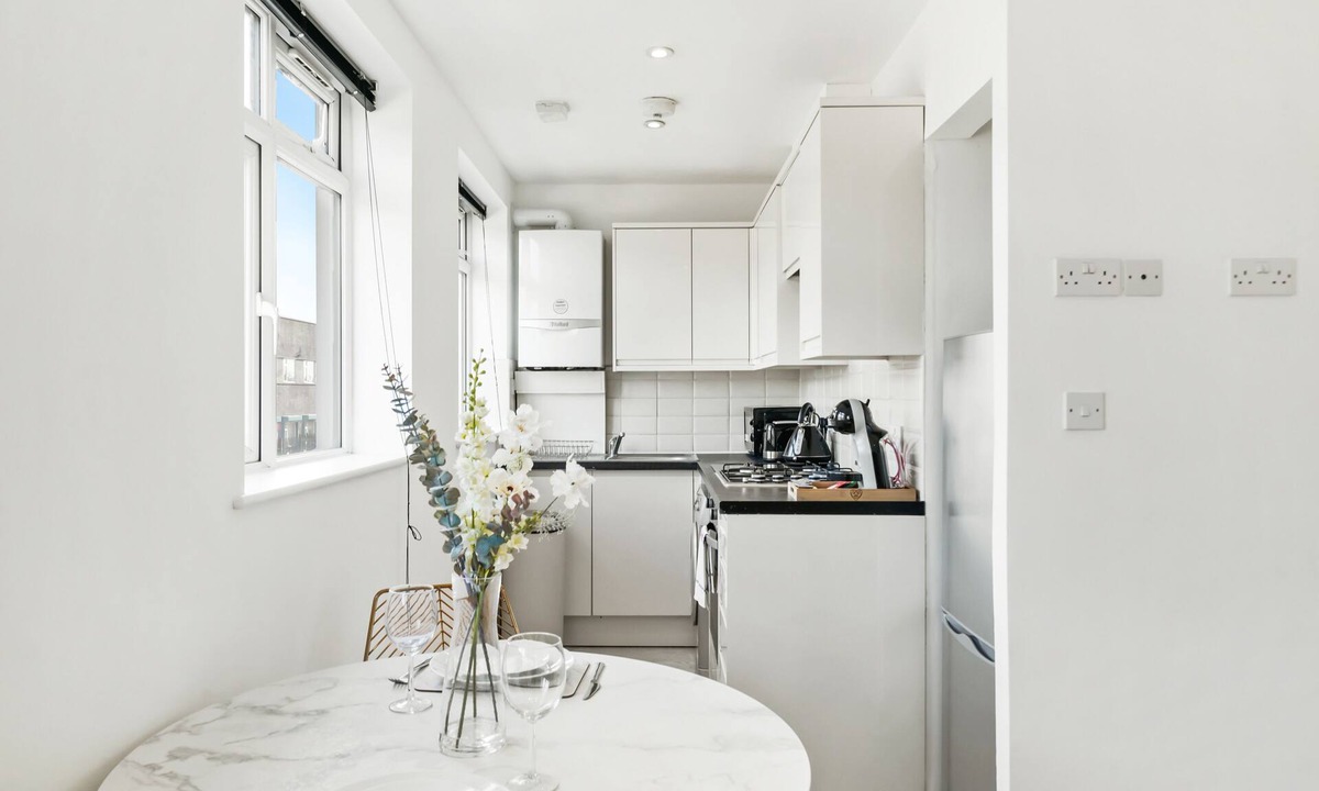 Uxbridge South House | 1 Bed Apt | Business|Uxbridge