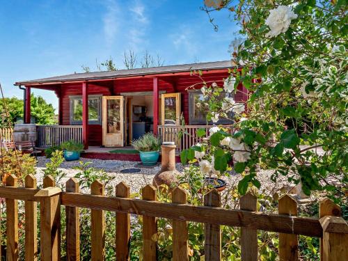 Claverham House | 1 Bed in Claverham 91933