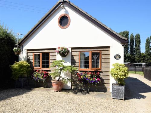 Devizes House | 1 Bed in Erlestoke 58771