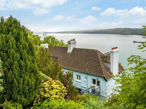 Goodwick House | 1 Bed in Goodwick FB158