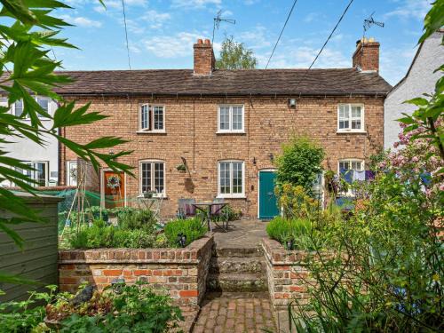 Ironbridge House | 1 Bed in Ironbridge 80411