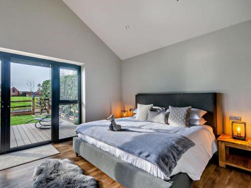 South Milford House | 1 Bed in Leeds oc-89862