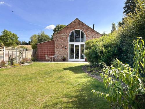 Hethel House | 1 Bed in Tasburgh oc-t28242