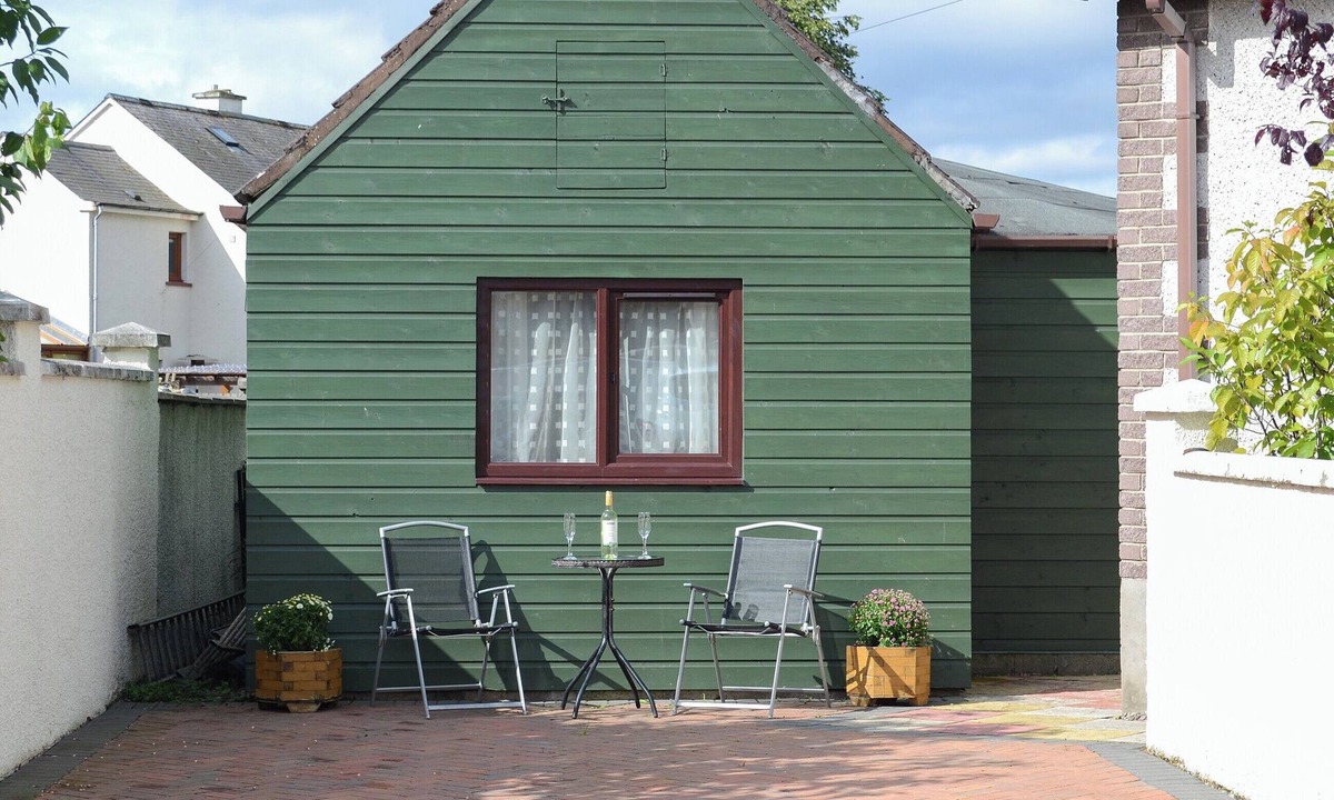 Cromarty Firth Cottage | 1 bedroom accommodation in Alness, near Invergordon