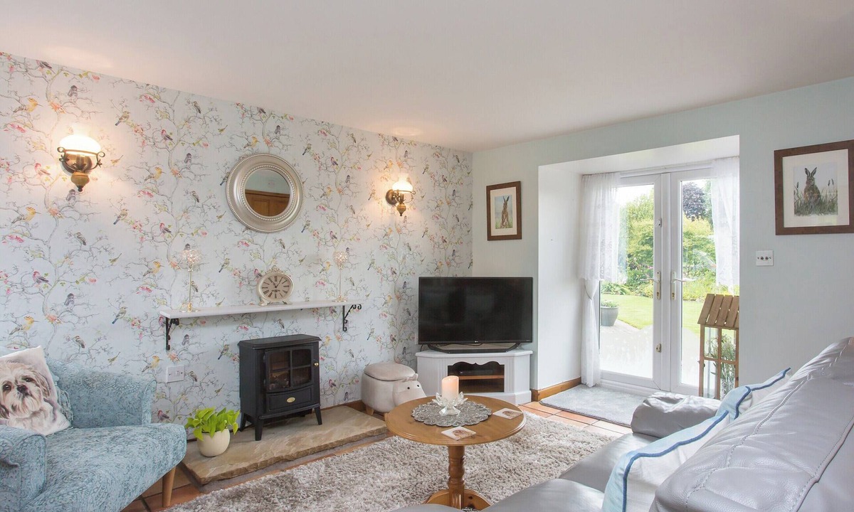Tunstall Cottage | 1 bedroom accommodation in Harriseahead