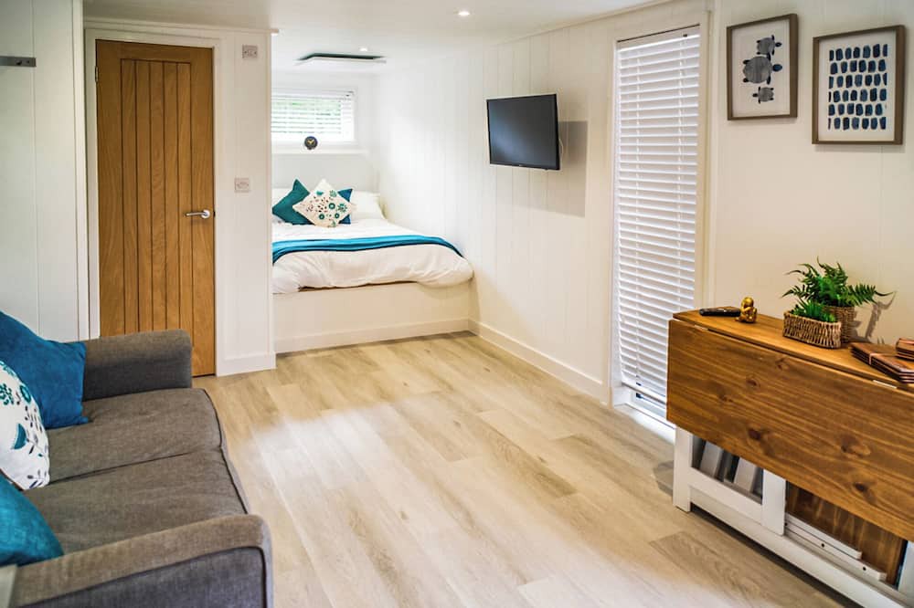 Bumble's Green Cottage | 1 bedroom accommodation in Sewardstone