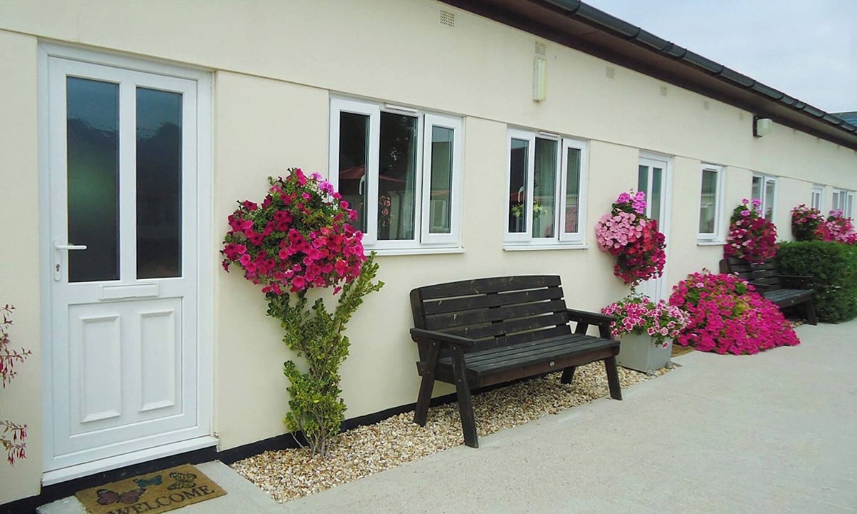 Littlebredy Cottage | 1 bedroom accommodation in Winterbourne, Steepleton