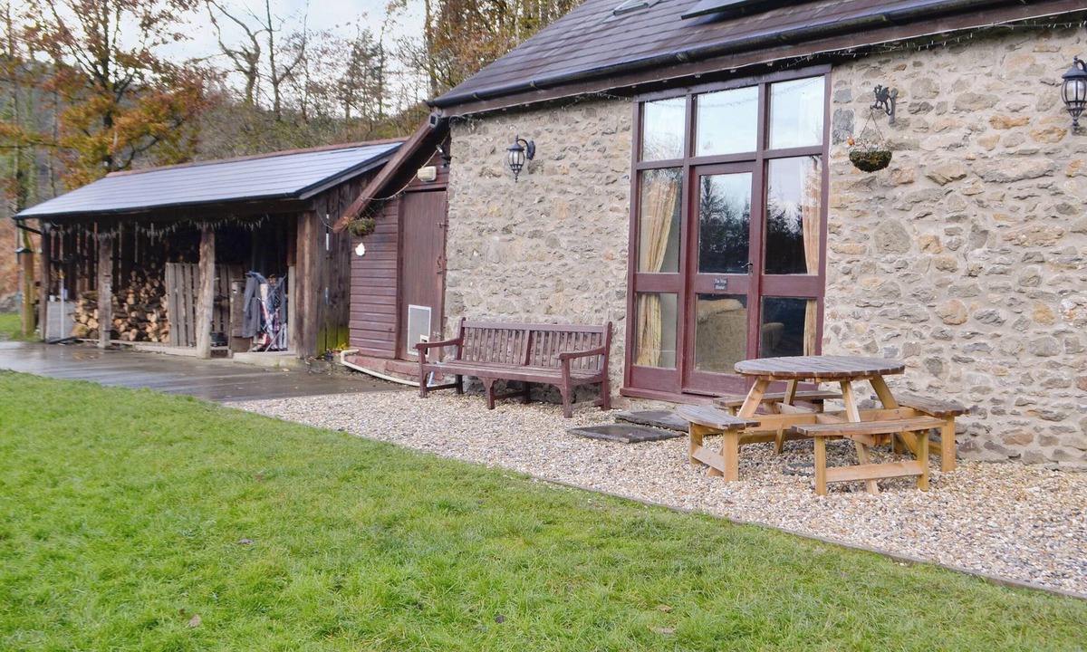 Llandovery Cottage | 1 bedroom accommodation in Llandovery