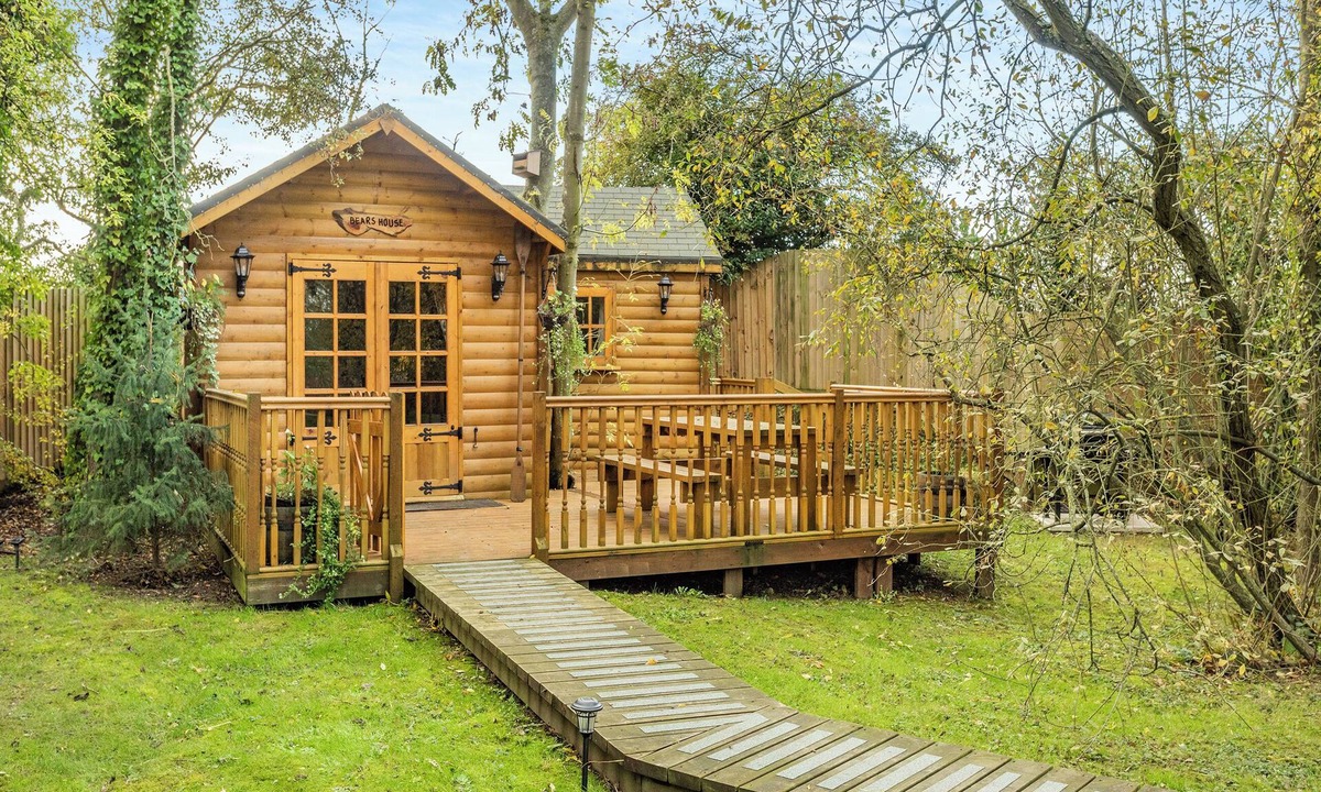 Newmarket Cottage | 1 bedroom accommodation in Cambridge