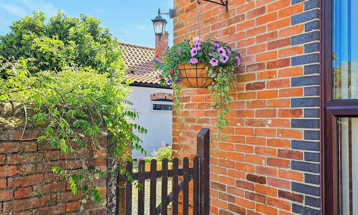 Freethorpe Cottage | 1 bedroom accommodation in Freethorpe
