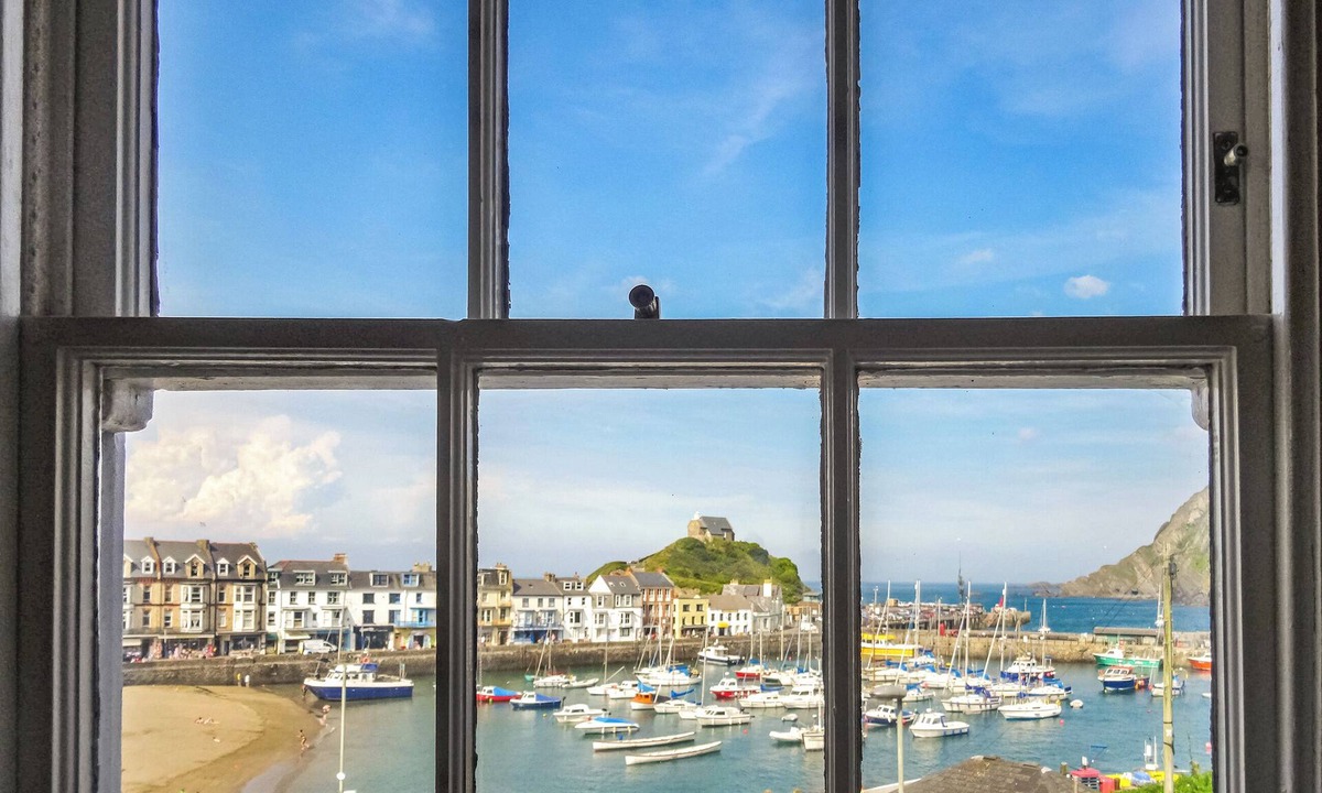 Hele Cottage | 1 bedroom accommodation in Ilfracombe
