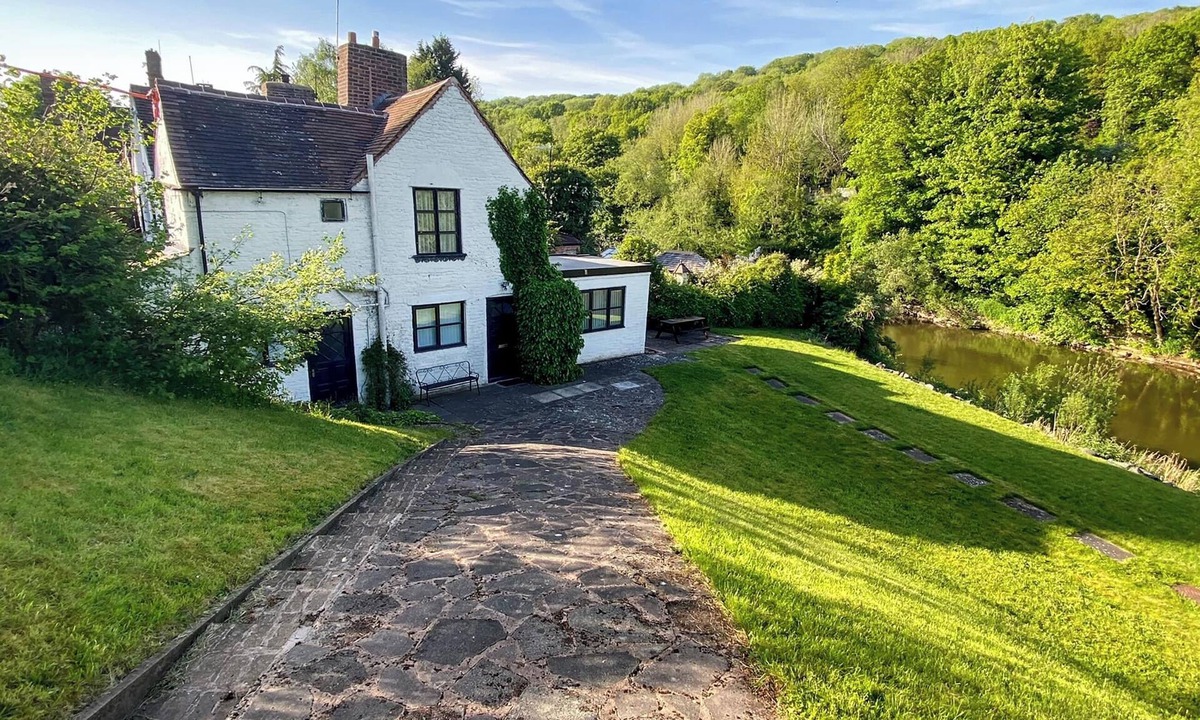 Jackfield Cottage | 1 bedroom accommodation in Jackfield