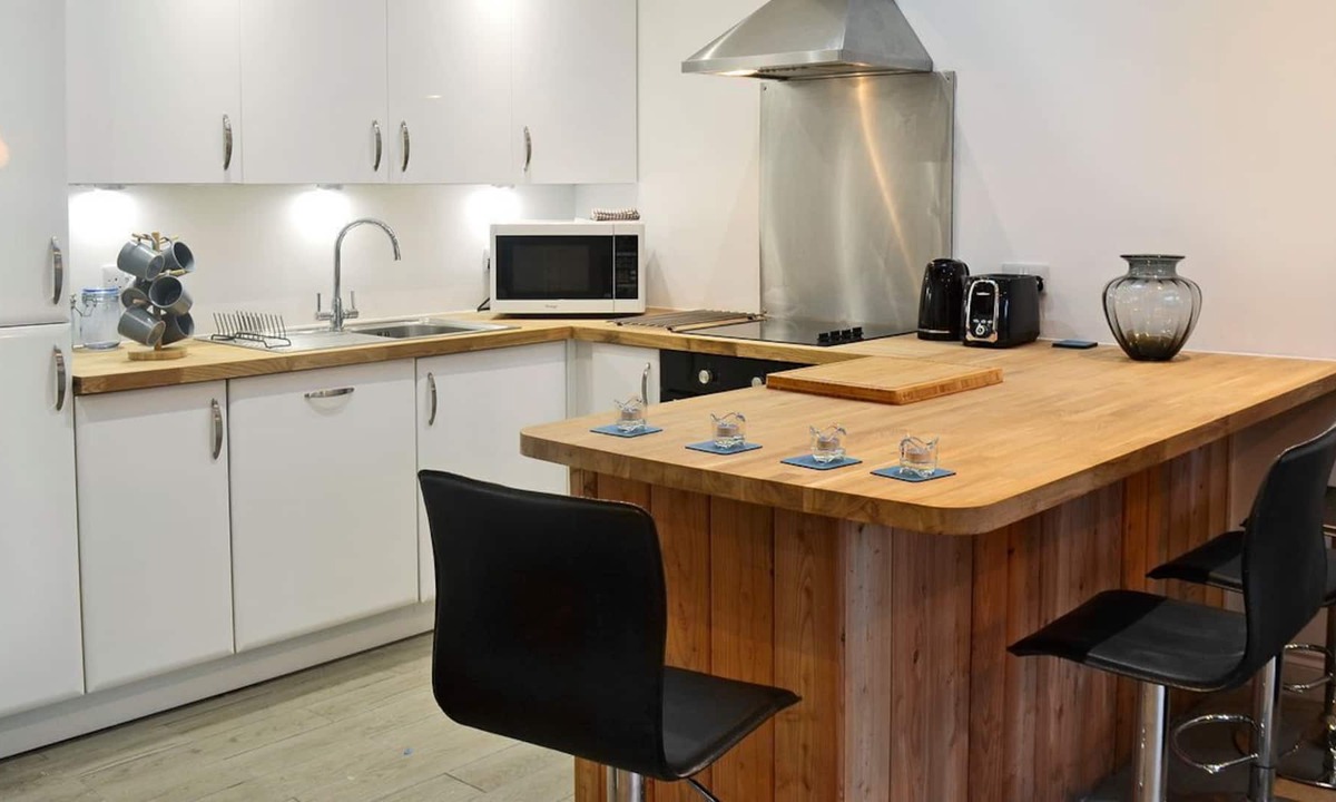 Kilmarnock Cottage | 1 bedroom accommodation in Stewarton