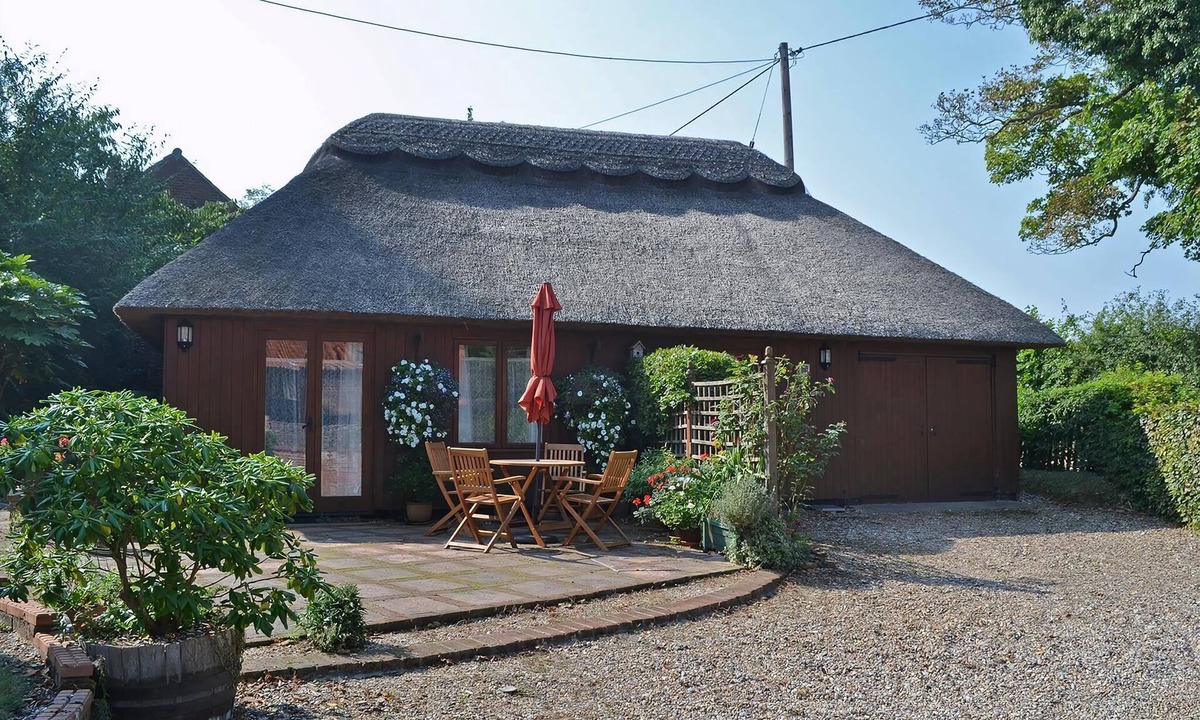 Surlingham Cottage | 1 bedroom accommodation in Surlingham