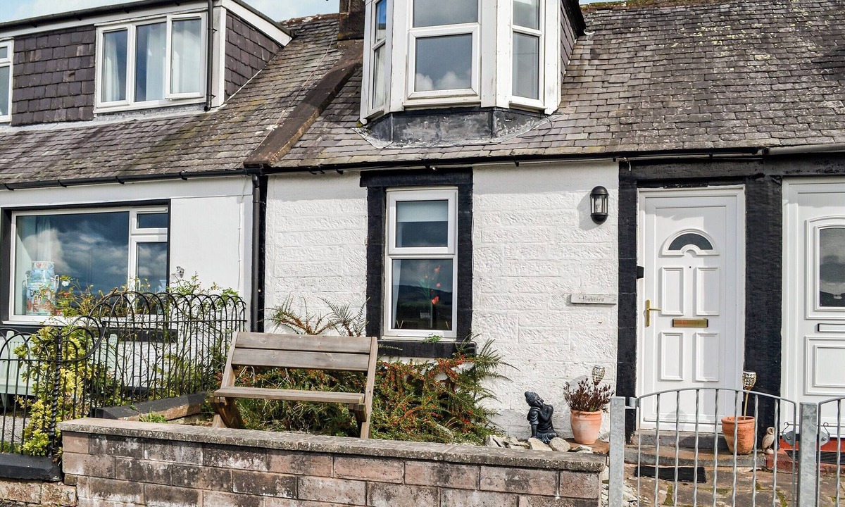 Bankend Cottage | 1 bedroom accommodation in Dumfries