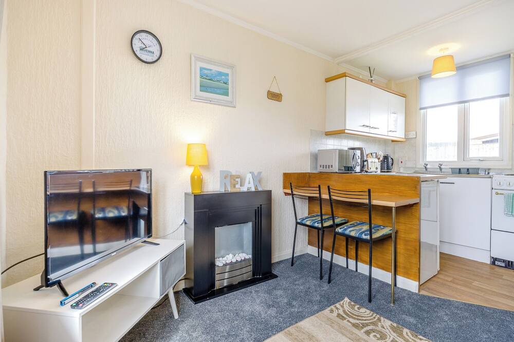 Anderby Creek Cottage | 1 bedroom accommodation in Anderby Creek, Mablethorpe