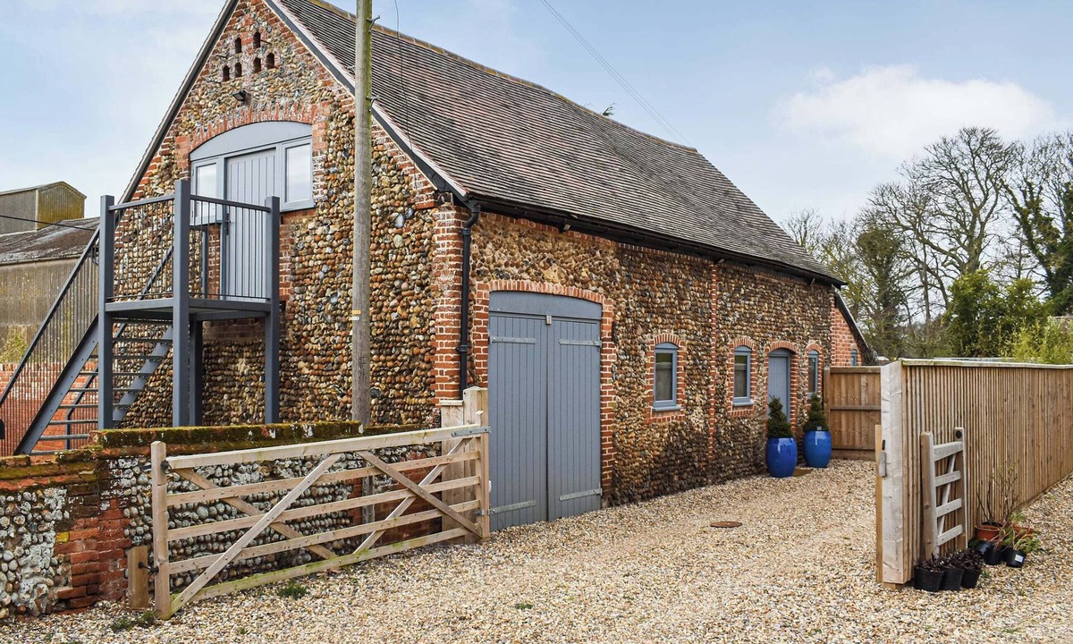 Bawdsey Cottage | 1 bedroom accommodation in Bawdsey