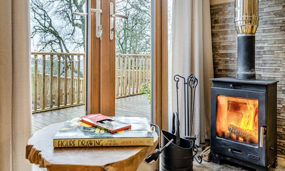 Abercarn Cottage | 1 bedroom accommodation in Cwmcarn