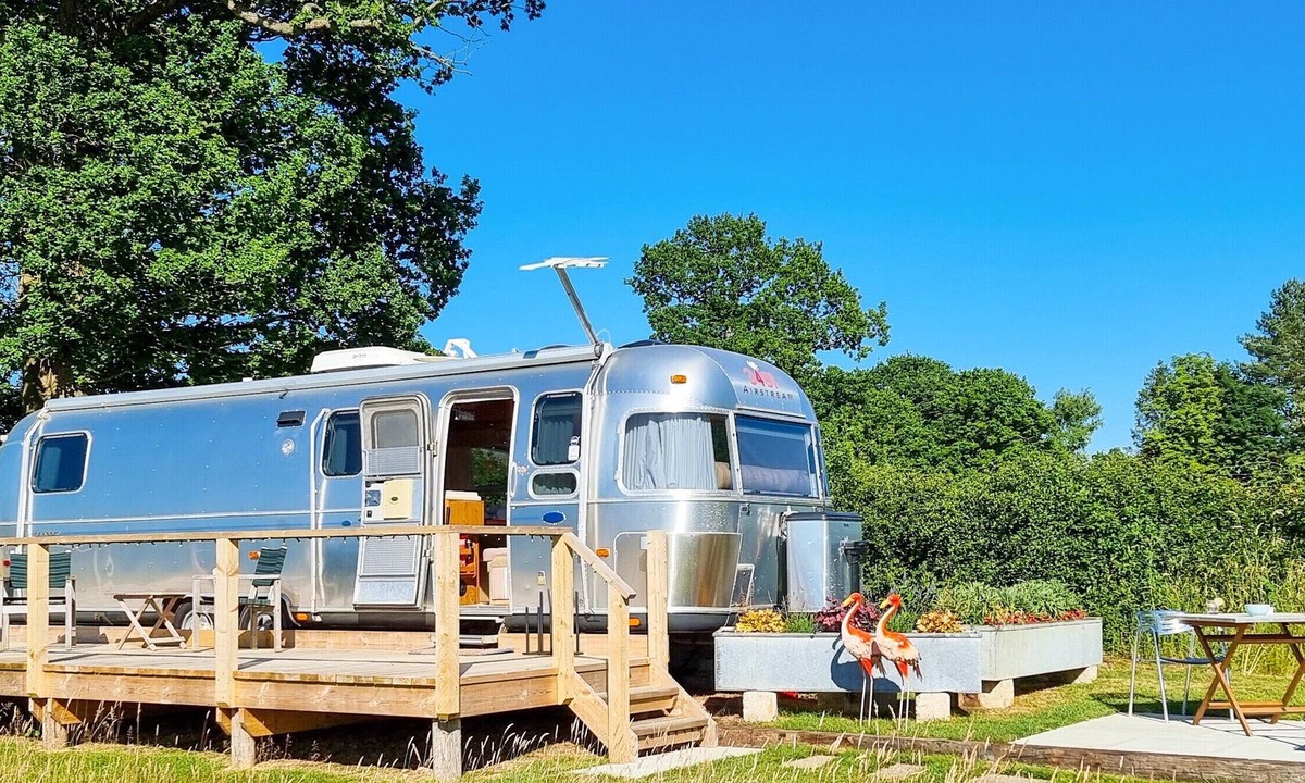 Southwater Cabin | 1 bedroom accommodation in Horsham