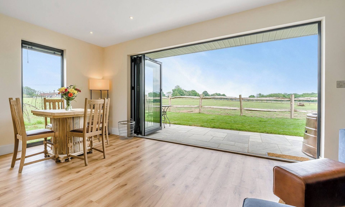 Barns Green Cottage | 1 bedroom accommodation in Horsham