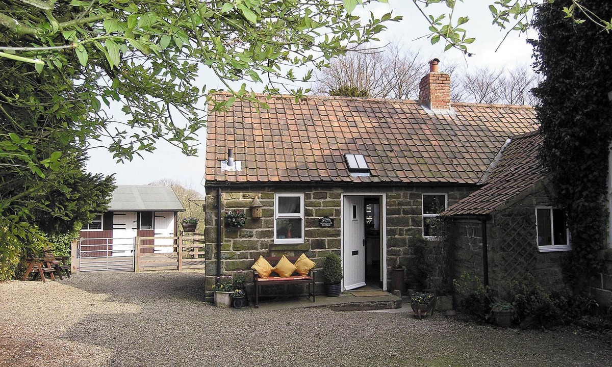 Levisham Cottage | 1 bedroom accommodation in Levisham