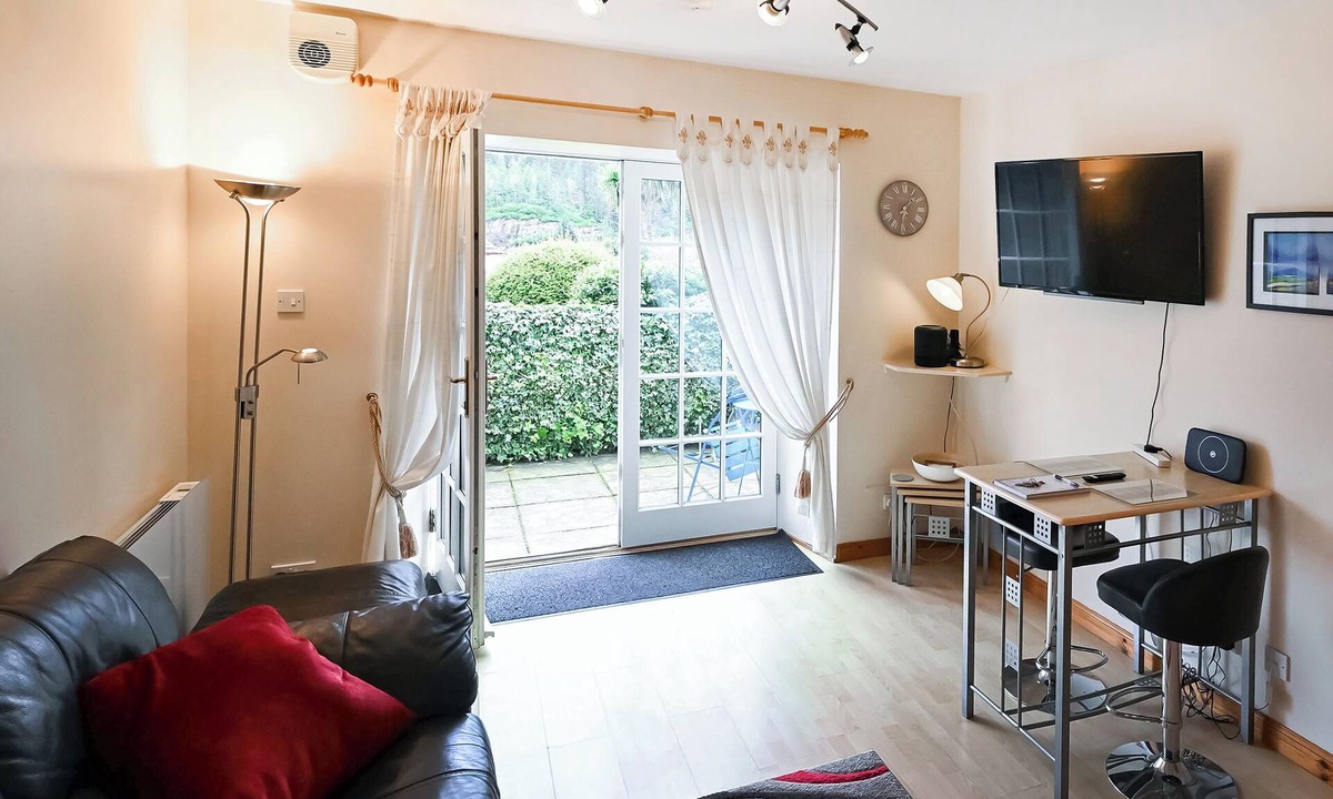 Plockton Cottage | 1 bedroom accommodation in Plockton