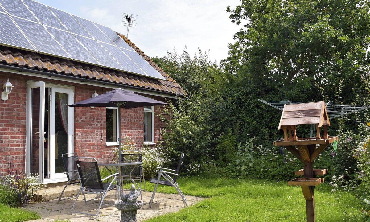 Irstead Cottage | 1 bedroom accommodation in Rollesby