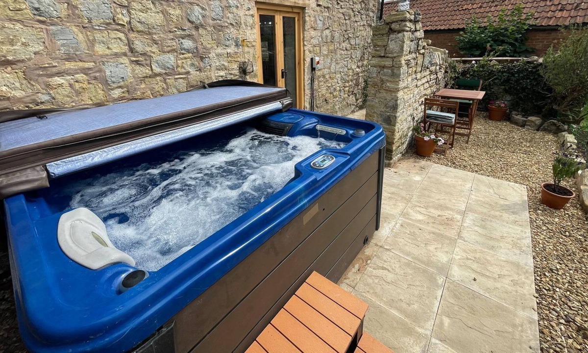 West Buckland Cottage | 1 bedroom accommodation in Taunton