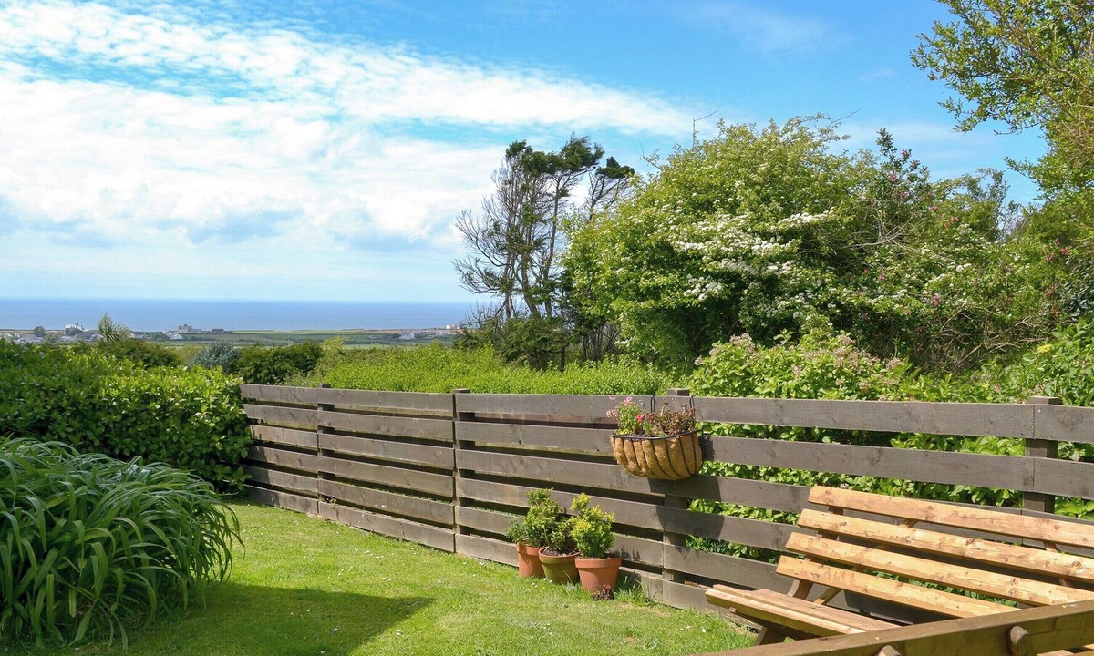 Tintagel Cottage | 1 bedroom accommodation in Tintagel