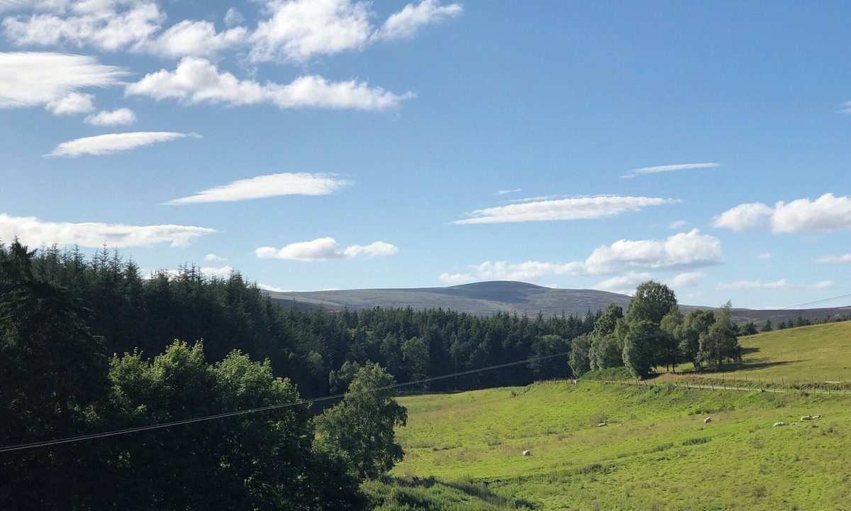 Tomatin Cottage | 1 bedroom accommodation in Tomatin