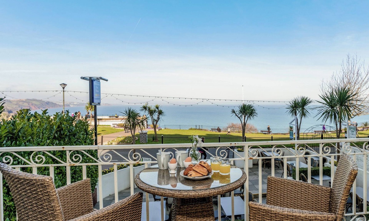Babbacombe Apartment | 1 bedroom accommodation in Torquay