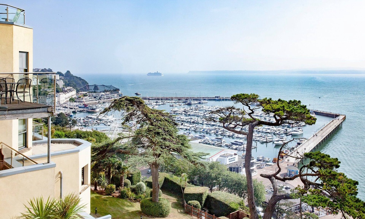 Torquay City Centre Cabin | 1 bedroom accommodation in Torquay