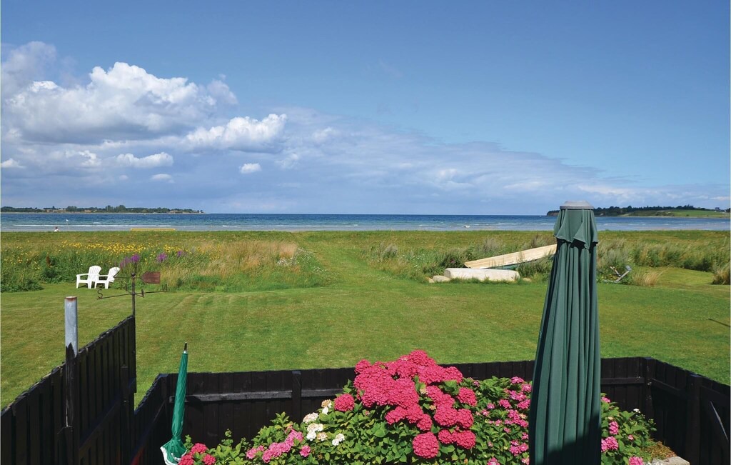 Mesinge House | 1 bedroom accommodation in Mesinge