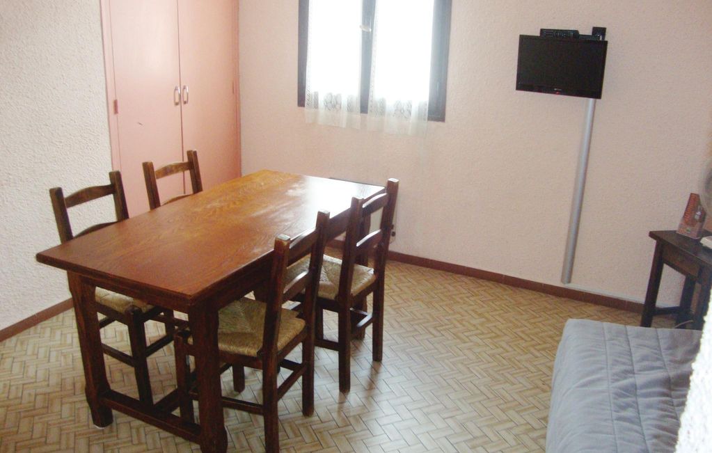 Baixas Apartment | 1 bedroom accommodation in Baixas