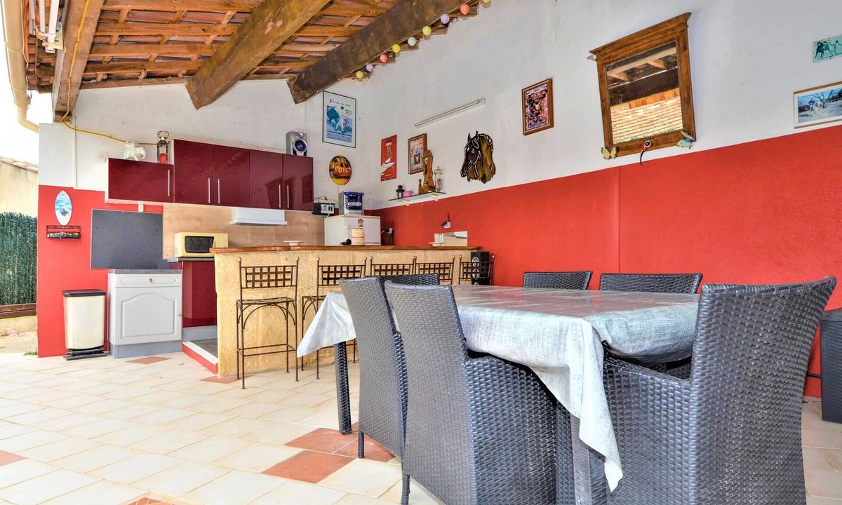 Sernhac Apartment | 1 bedroom accommodation in Sernhac