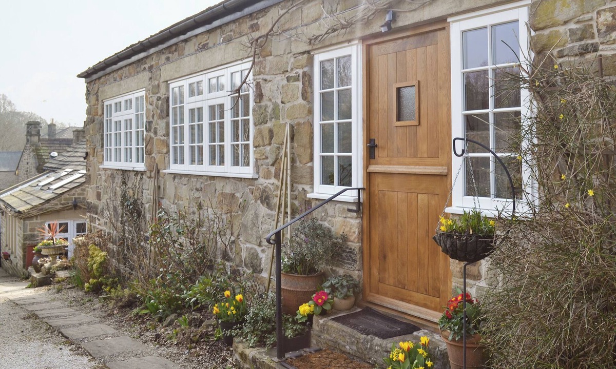 Baslow Cottage | 1 bedroom accommodation in Baslow